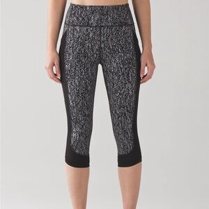 Lululemon Fit Physique Crop (19")